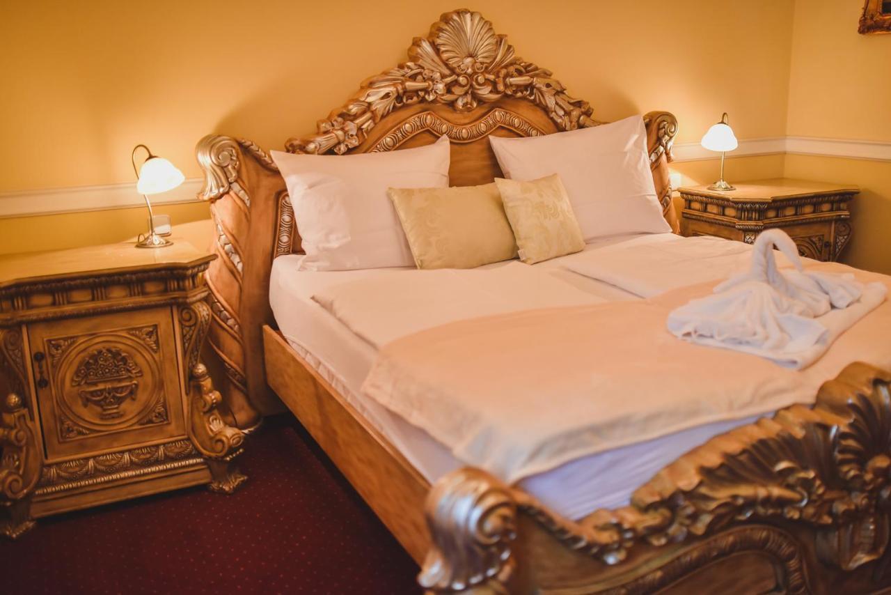 Zamek Kamenny Dvur Otel Kynsperk nad Ohri Dış mekan fotoğraf
