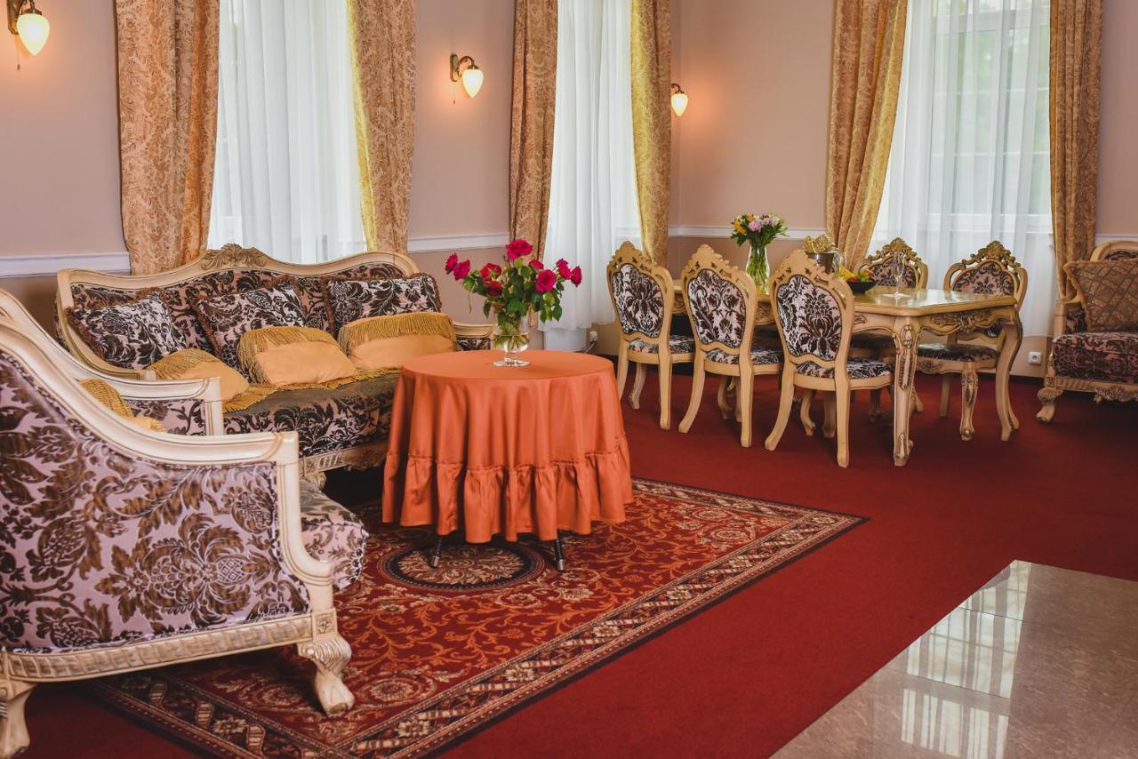 Zamek Kamenny Dvur Otel Kynsperk nad Ohri Dış mekan fotoğraf
