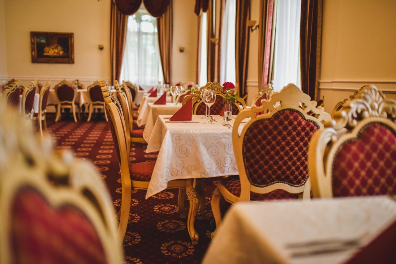 Zamek Kamenny Dvur Otel Kynsperk nad Ohri Dış mekan fotoğraf