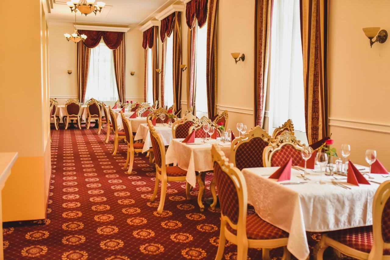 Zamek Kamenny Dvur Otel Kynsperk nad Ohri Dış mekan fotoğraf
